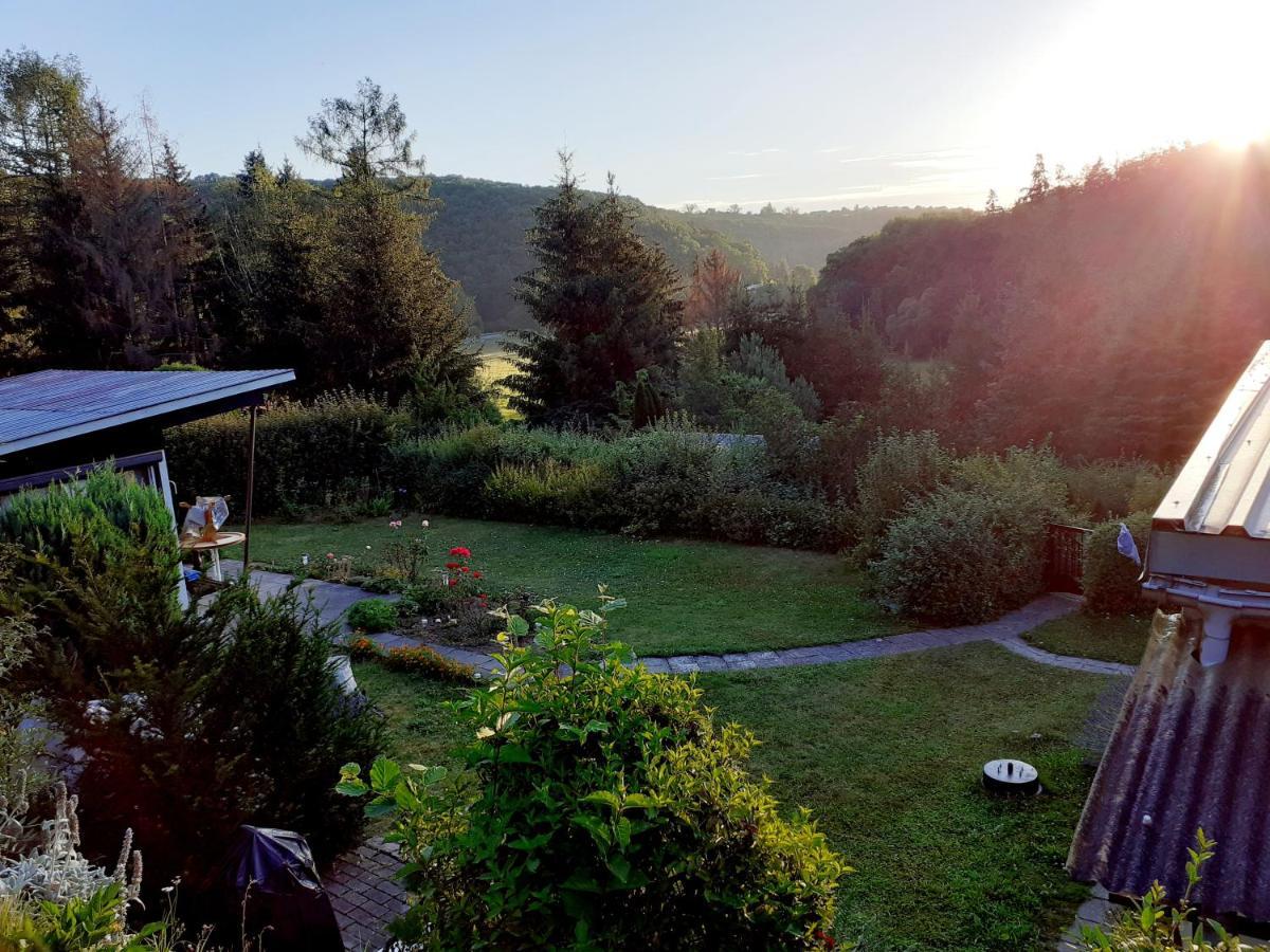 Talblick 2 - Ihr Zuhause : Das Ferienhaus Mitten Im Idyllischen Tal Bad Bibra Exterior foto
